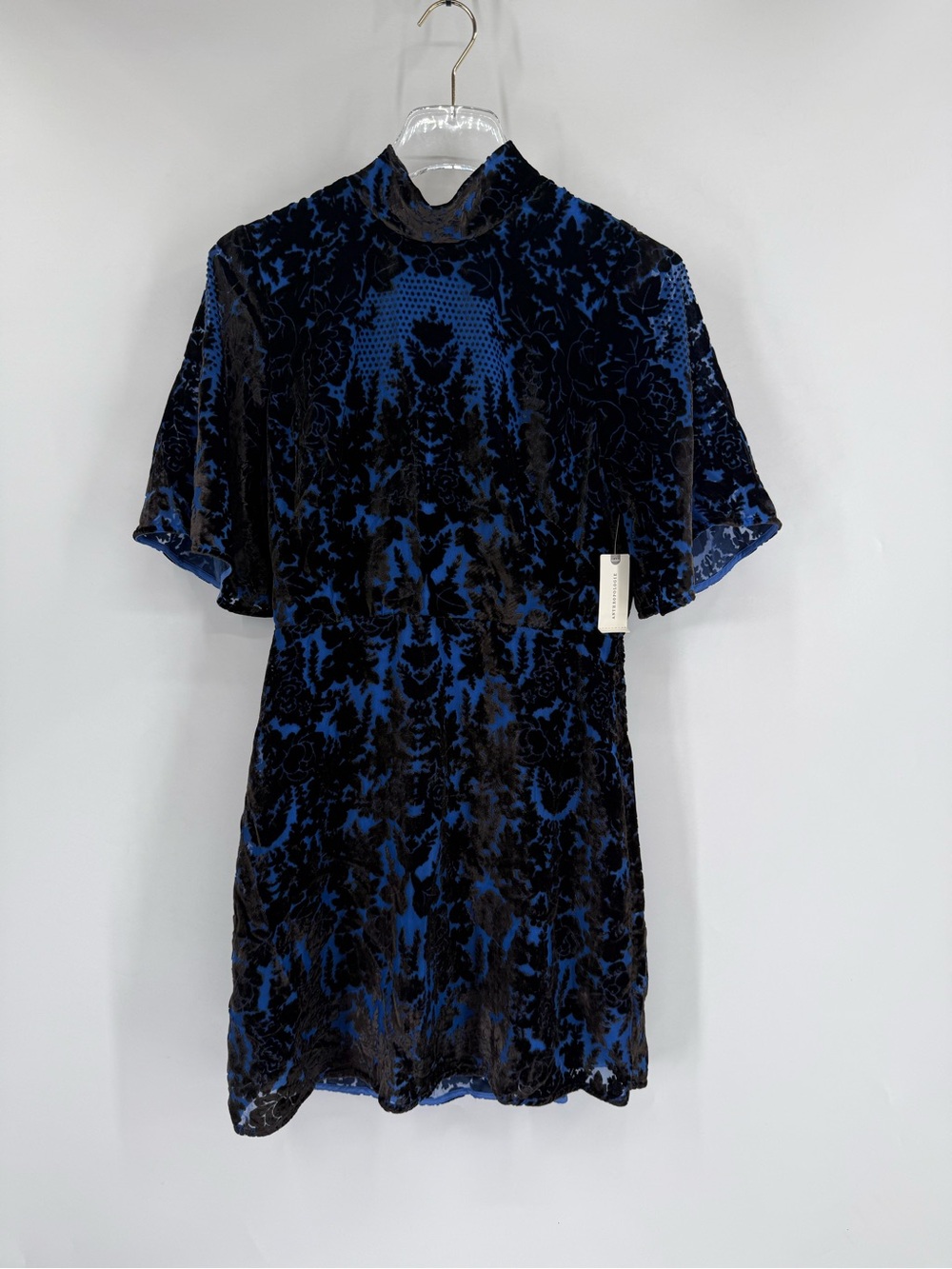 Anthropologie Mock - Neck
Velvet Mini Dress size 4 - Picture 5 of 9